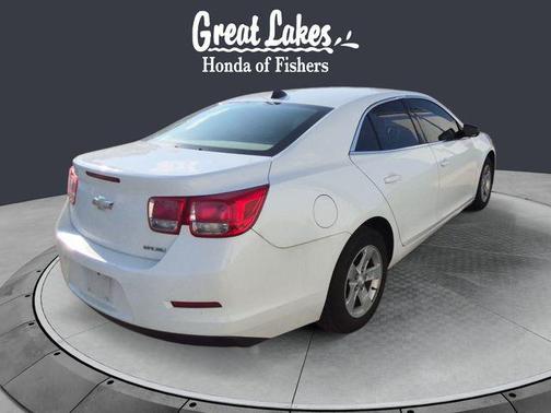 Summit White 2013 Chevrolet Malibu 1LS