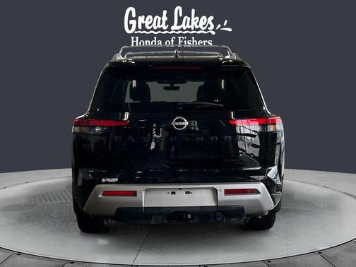 2023 Nissan Pathfinder Platinum 4WD