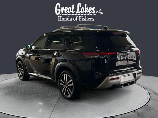 2023 Nissan Pathfinder Platinum 4WD