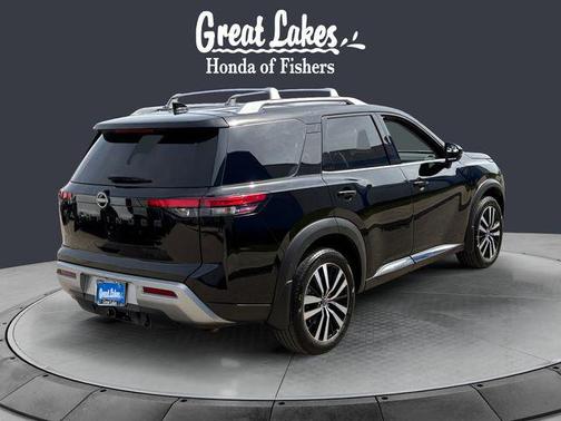 2023 Nissan Pathfinder Platinum 4WD