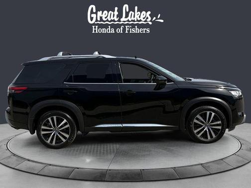 2023 Nissan Pathfinder Platinum 4WD
