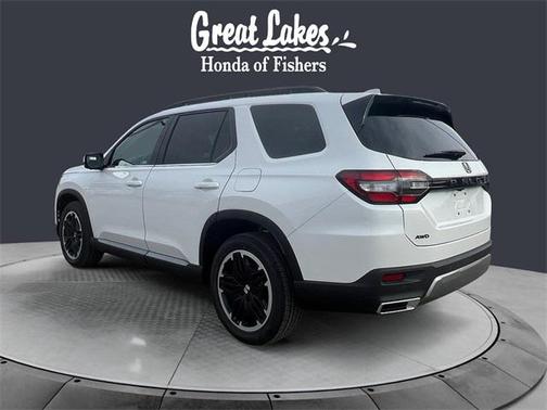 2026 Honda Pilot Touring 8-Passenger