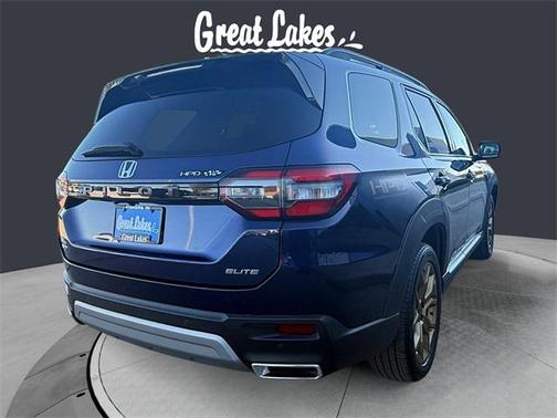 2023 Honda Pilot AWD Elite