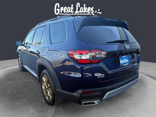 2023 Honda Pilot AWD Elite