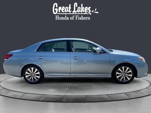 Zephyr Blue Metallic 2011 Toyota Avalon Limited