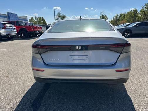 2023 Honda Accord LX 1.5T