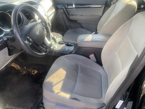 2012 Kia Sorento LX