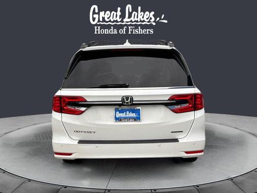 Platinum White Pearl 2022 Honda Odyssey Touring