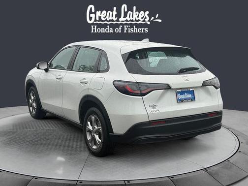Platinum White Pearl 2023 Honda HR-V LX