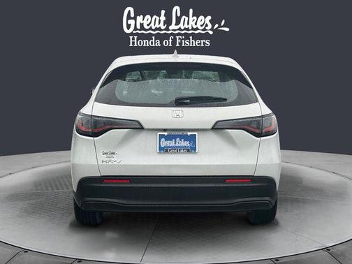 Platinum White Pearl 2023 Honda HR-V LX