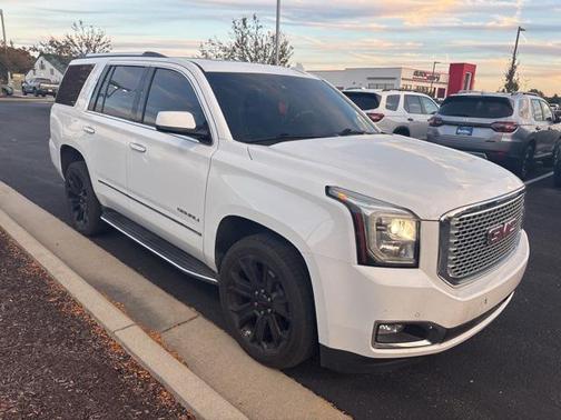 2017 GMC Yukon Denali