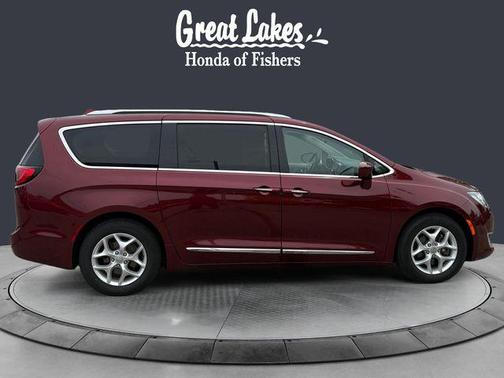 Velvet Red Pearlcoat 2017 Chrysler Pacifica Touring-L