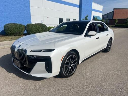 2024 BMW 740 i xDrive