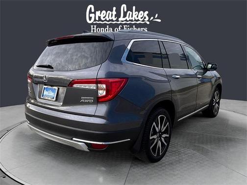 2022 Honda Pilot Touring 8-Passenger
