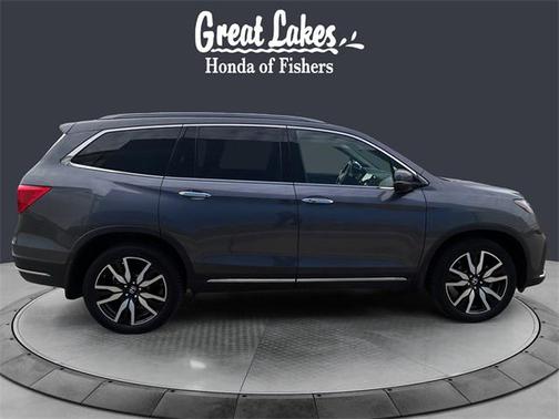 2022 Honda Pilot Touring 8-Passenger