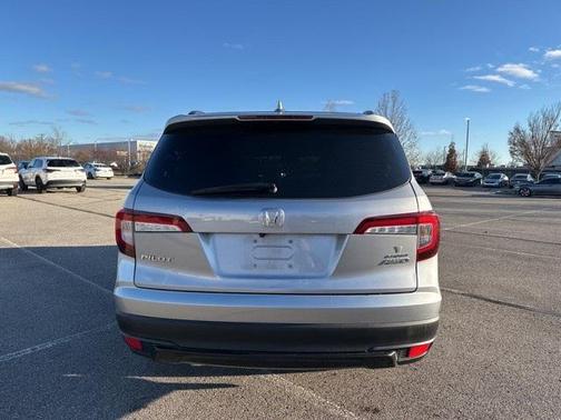 2022 Honda Pilot AWD Sport