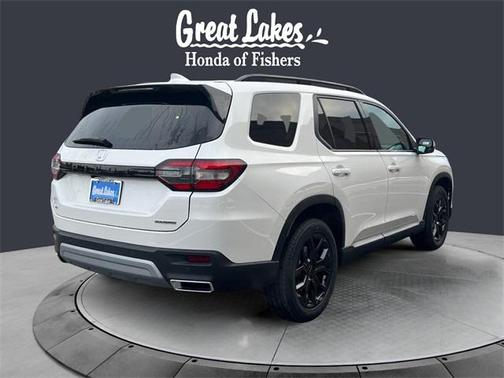 2025 Honda Pilot Touring 8-Passenger