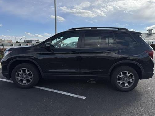 2023 Honda Passport AWD TrailSport