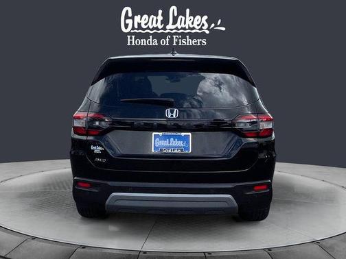 Crystal Black Pearl 2023 Honda Pilot AWD EX-L 8 Passenger