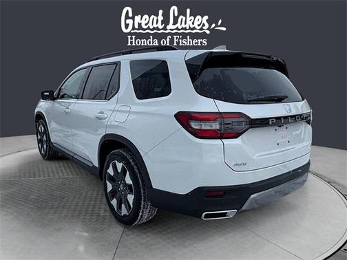 2026 Honda Pilot Touring 8-Passenger