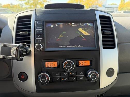 2021 Nissan Frontier SV