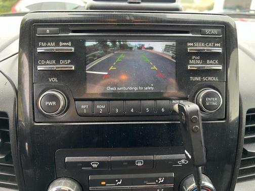 2014 Nissan Titan SV