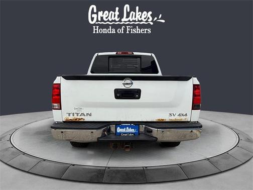 2014 Nissan Titan SV