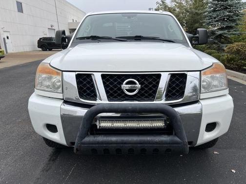 2014 Nissan Titan SV