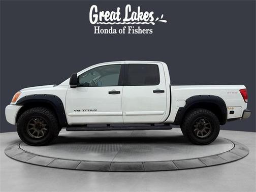 2014 Nissan Titan SV