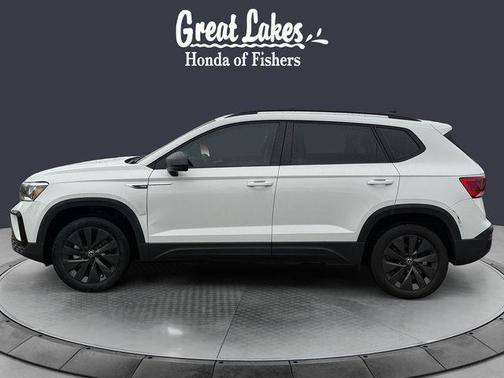 Pure White 2024 Volkswagen Taos 1.5T S