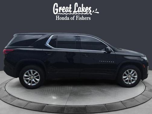 Mosaic Black Metallic 2022 Chevrolet Traverse LS