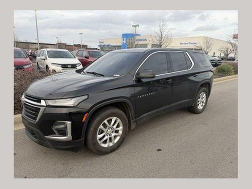 Mosaic Black Metallic 2022 Chevrolet Traverse LS