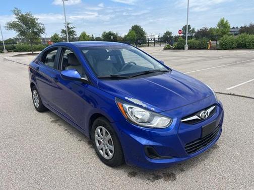 2012 Hyundai Accent GLS