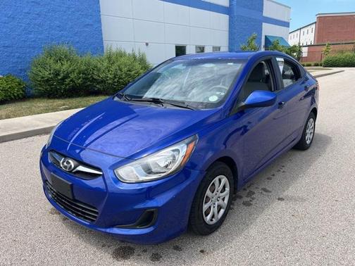 2012 Hyundai Accent GLS