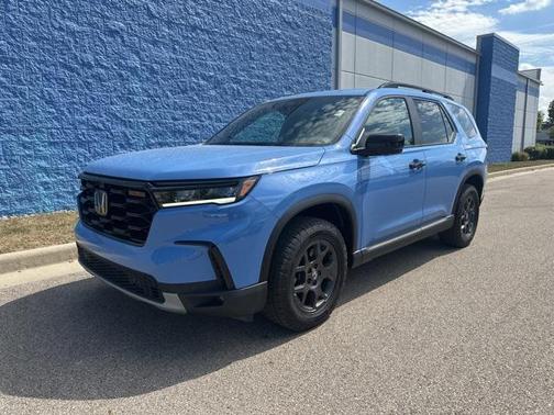 2023 Honda Pilot AWD TrailSport