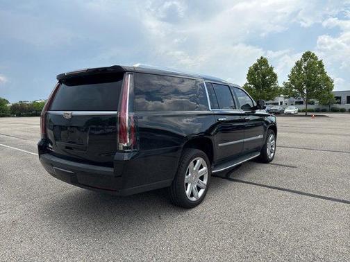 2020 Cadillac Escalade ESV Luxury