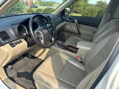 2013 Toyota Highlander Limited