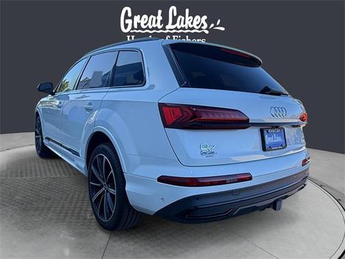 2022 Audi Q7 55 Premium Plus