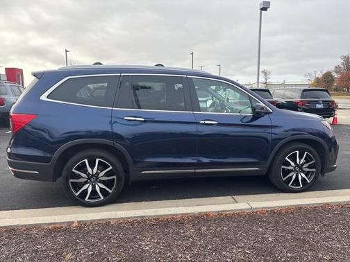2020 Honda Pilot Touring 8-Passenger