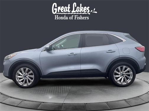 2022 Ford Escape Titanium