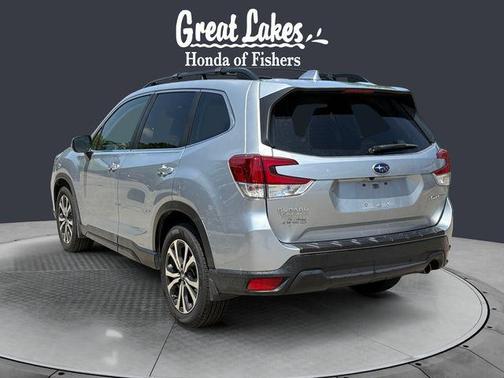 Ice Silver Metallic 2019 Subaru Forester Limited