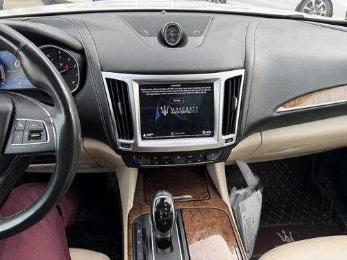 2018 Maserati Levante GranLusso