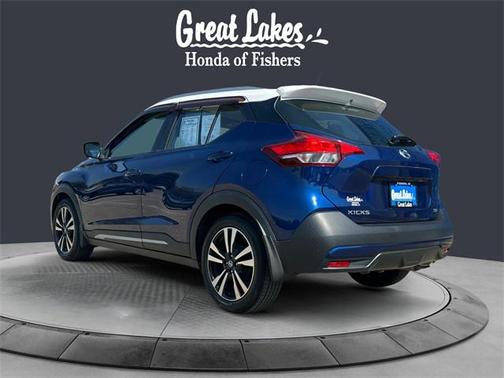 2019 Nissan Kicks SR