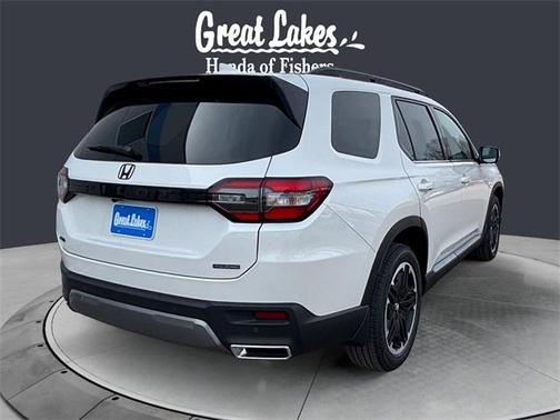 2026 Honda Pilot Touring 8-Passenger