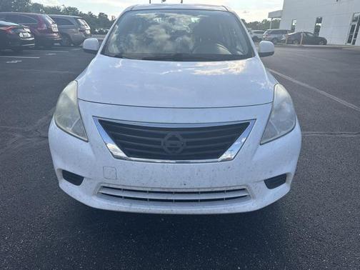 2012 Nissan Versa 1.6 S