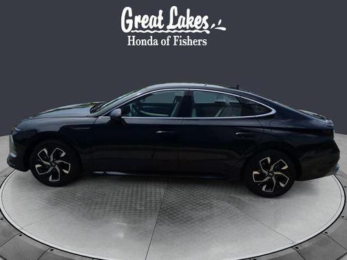 Abyss Black 2025 Hyundai SONATA SEL