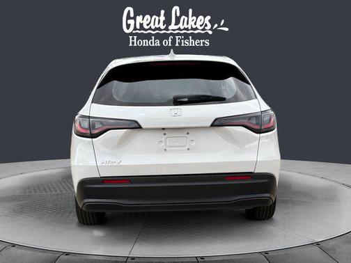 Platinum White Pearl 2025 Honda HR-V LX
