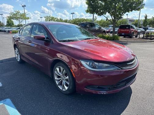2015 Chrysler 200 S