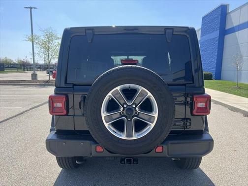 2023 Jeep Wrangler 4-Door Sahara 4x4