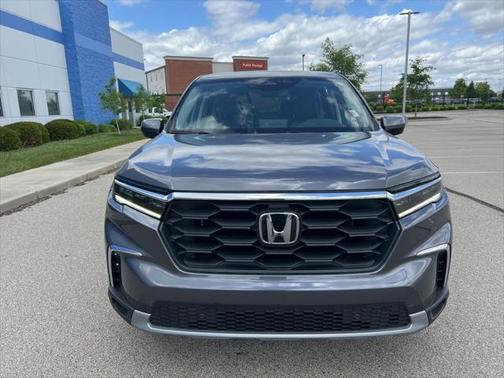 2023 Honda Pilot AWD EX-L 8 Passenger